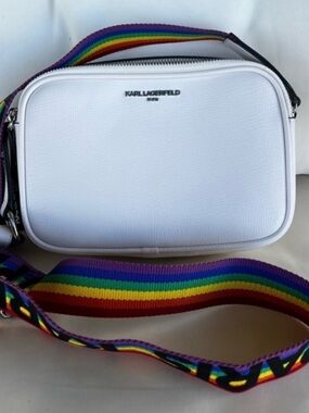Karl Lagerfeld Maybelle Pebble Leather Crossbody W/ Karl Lagerfeld Wallet
